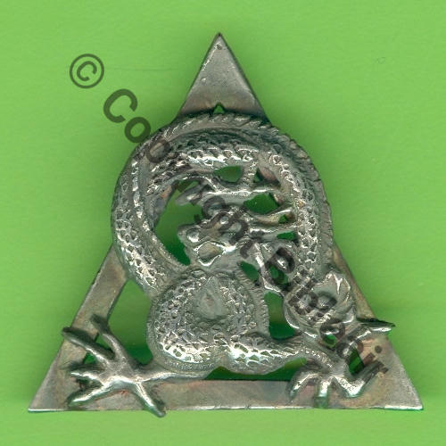 41.3  1927+  INDO 3eDRILLE  Fab LOC ARGENT No7 (petit) AJOURE GROSSE TETE 2Anneaux Dos lisse irreg 40x35mm Src.Y.GENTY 505Eur12.15